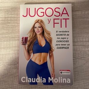 JUGOSA Y FIT by Claudia Molina